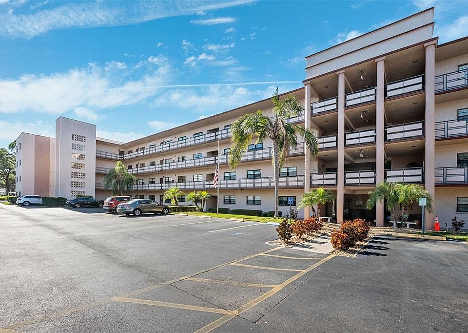 1st image of 5980 80TH STREET N #305