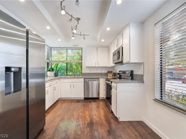 3464 Manzano Cir, Las Vegas, NV 89121