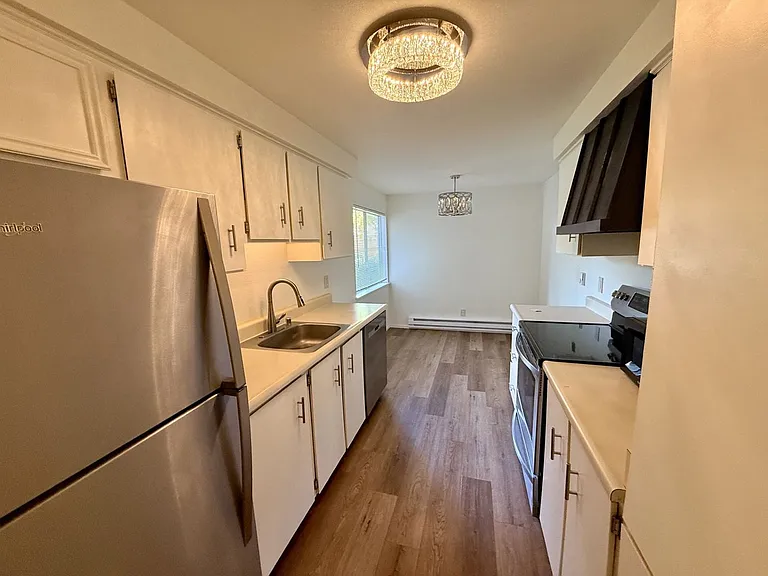 7501 Ruby Dr SW #I101 — Photo 6