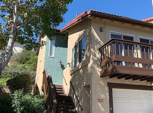 6856 Camino Berdecio, San Diego, CA 92111