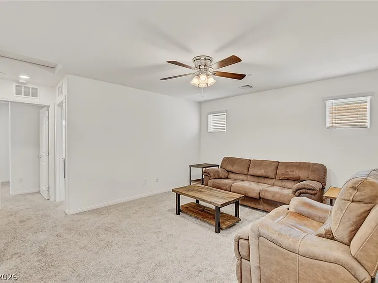 498 Canary Song Dr — Photo 16
