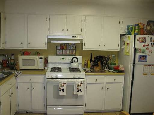5th image of 1026 Park Forest Dr
