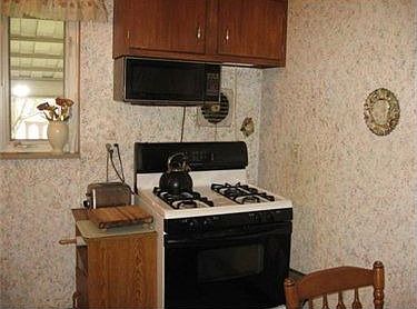 4th image of 523 Elaine Dr