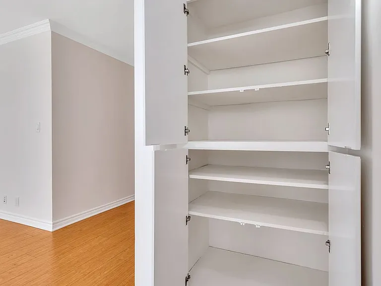 432 N Palm Dr — Photo 12