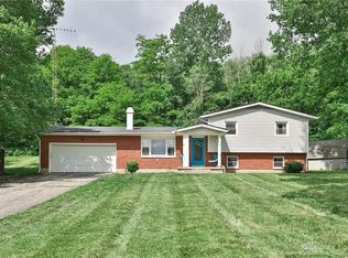9497 Arnett Dr, New Paris, OH 45347
