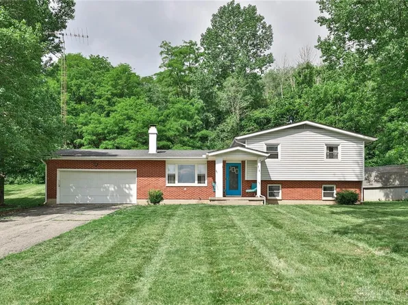 9497 Arnett Dr, New Paris, OH 45347