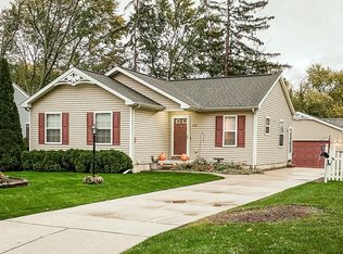 320 Richard Ave, Lansing, MI