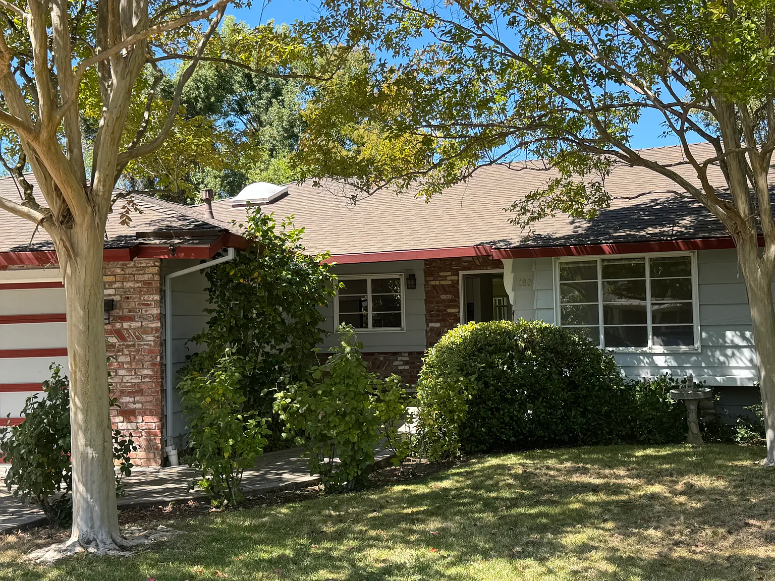 3 bed, 1636 sqft, $7,200 — Photo 1