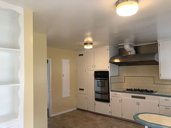 3rd image of 1564 Alameda St