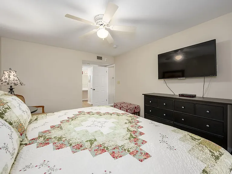 12212 N Paradise Village Pkwy S — Photo 32