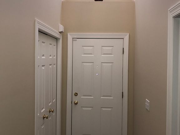 5th image of 182 Waterford Way