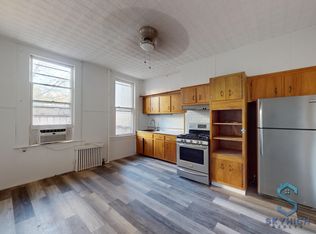156 Bedford Ave #2, Brooklyn, NY 11249