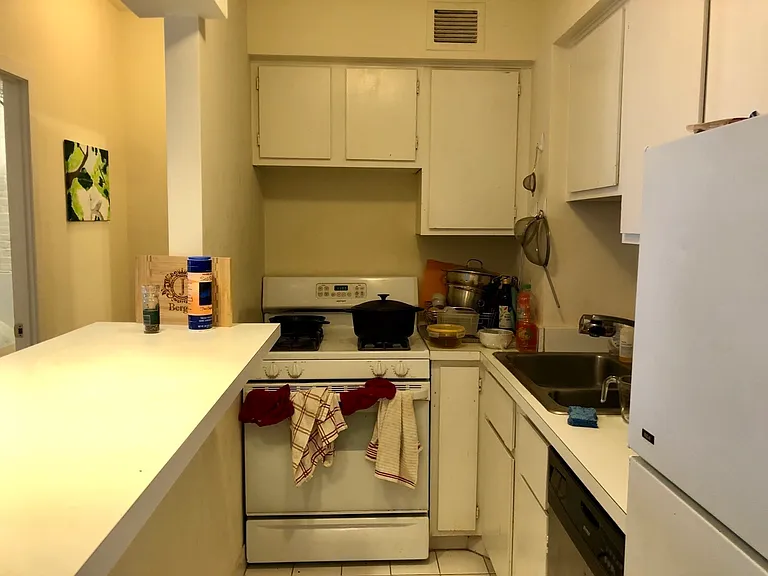 27 Bowdoin St #2C — Photo 8