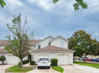 822 Southern Creek Dr, Saint Johns, FL 32259