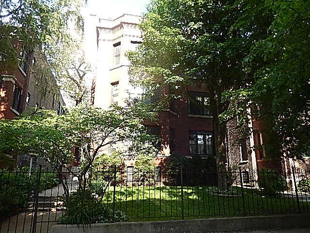 2nd image of 5451 N Kenmore Ave