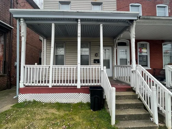 852 Upland Ave, Chester, PA 19013