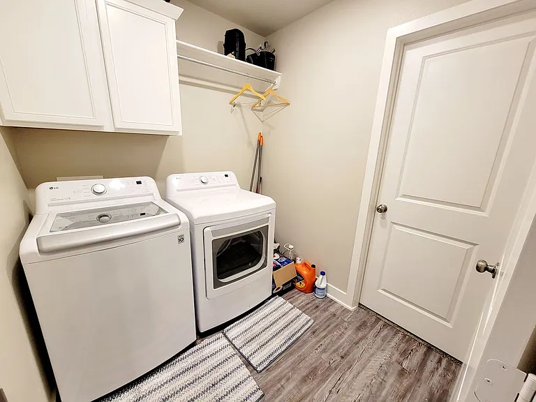 3316 Viola Ave — Photo 12