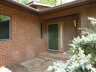 3rd image of 1294 Cumberland Dr