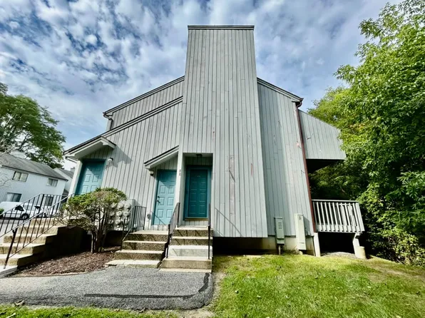 19 Somers St, Danbury, CT