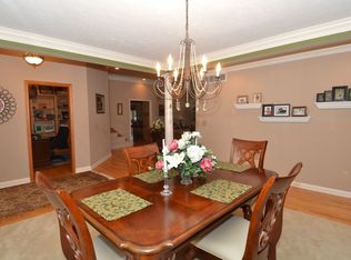 15041 Kern Rd, Mishawaka, IN 46544