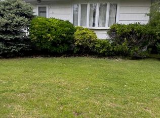 61 Morton St, Staten Island, NY 10306