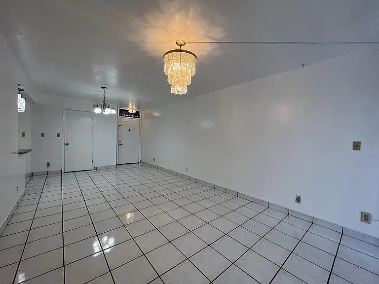 215 Lake Pointe Dr #104 — Photo 5