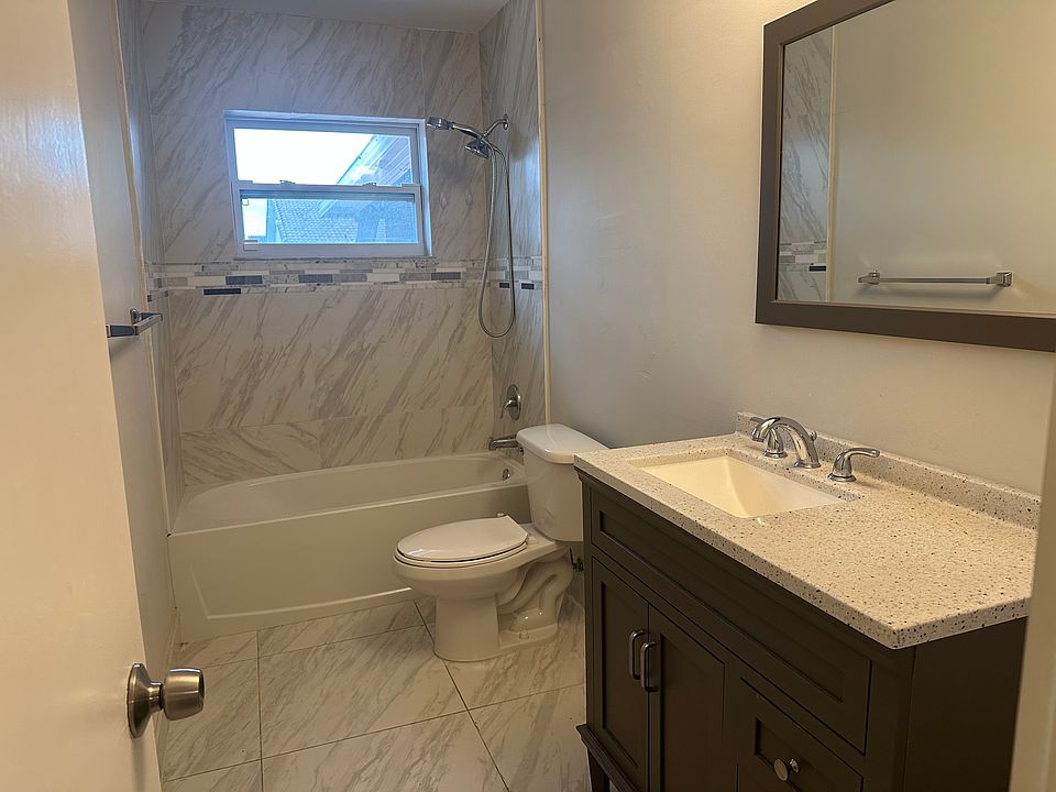 2nd image of 13528 SW 64th Ter #I