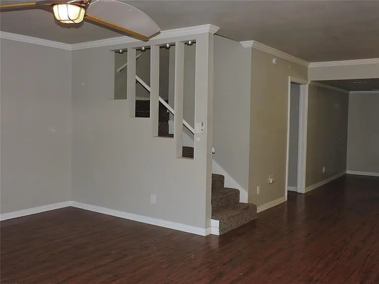 6627 Valleyside Rd — Photo 15