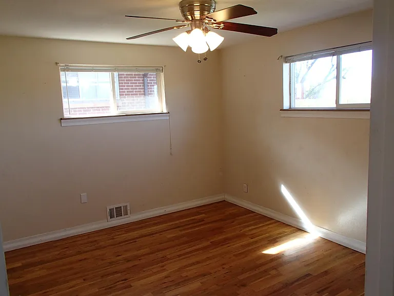 1451 S Osage St — Photo 12