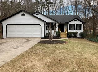 4700 Wheeler Creek Dr, Hoschton, GA 30548
