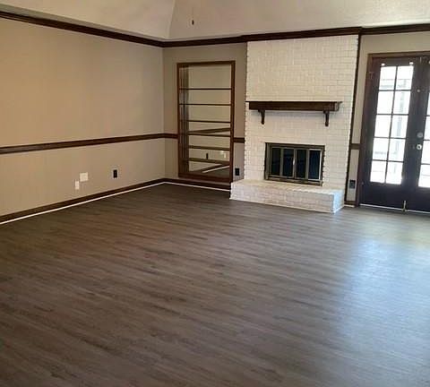 2nd image of 2284 E Aberdeen Dr