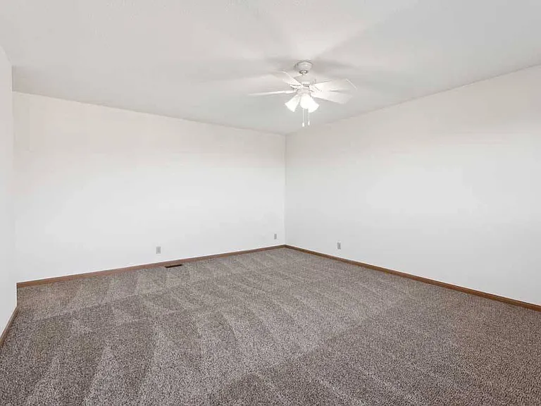 Northridge Heights Apartments — Photo 152
