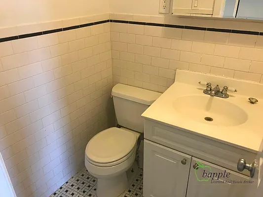 Rented by Bapple | media 21