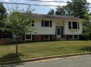 7015 Fitzpatrick Dr, Laurel, MD 20707