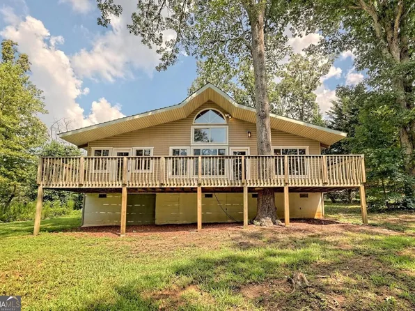 200 Mountain Meadow Rd, Clarkesville, GA 30523