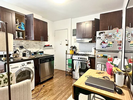 Rented by Corcoran | media 9