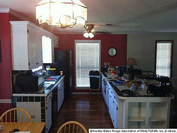 4th image of 30643 Stephen Dr