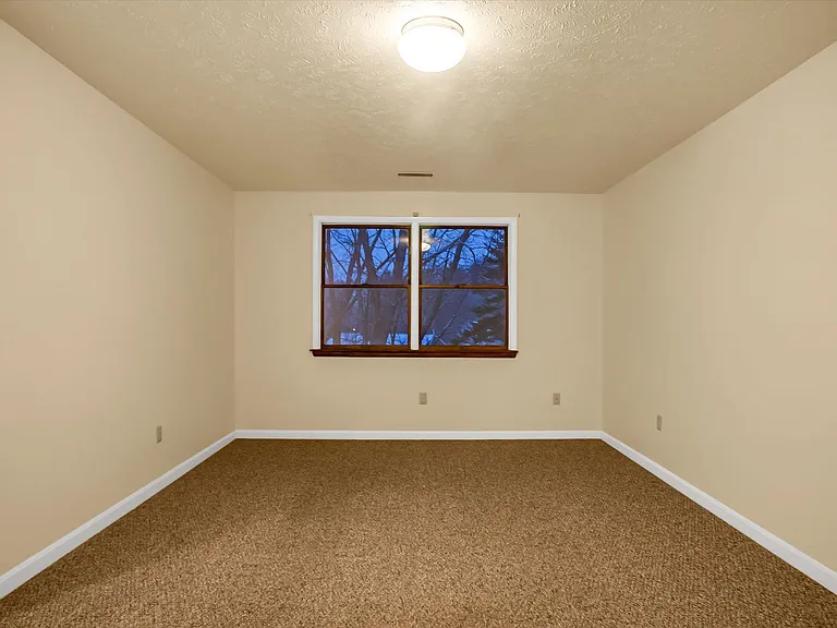 Blackhawk Commons Apartments — Photo 8