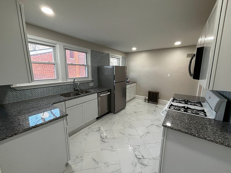 Huge and New Kitchen