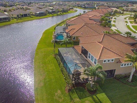 3rd image of 3646 Ayrshire Cir