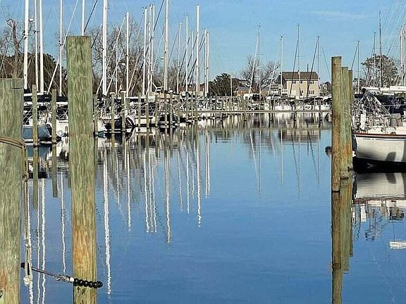 4th image of 48 Pecan Grove Marina