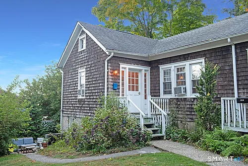 40 Seminary St #B Photo 1