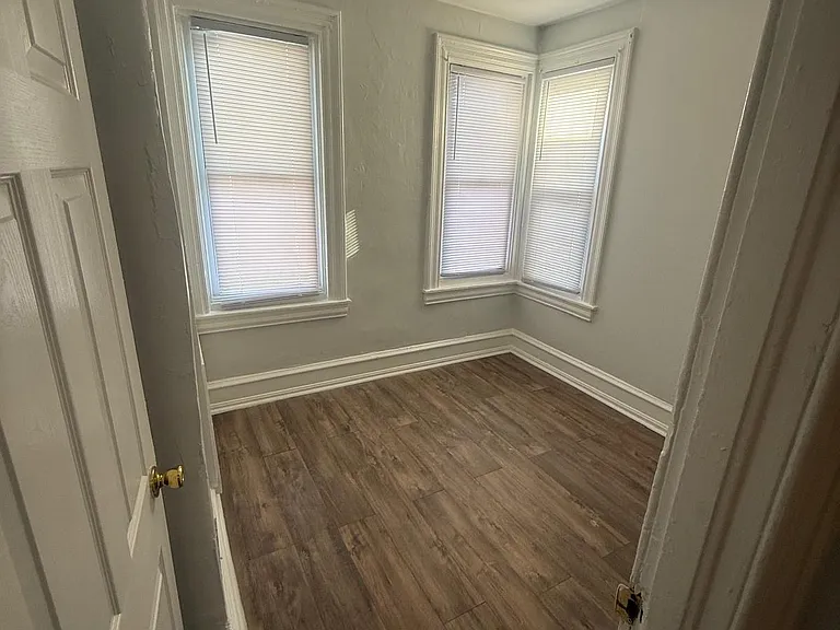 2513 N Bouvier St — Photo 8