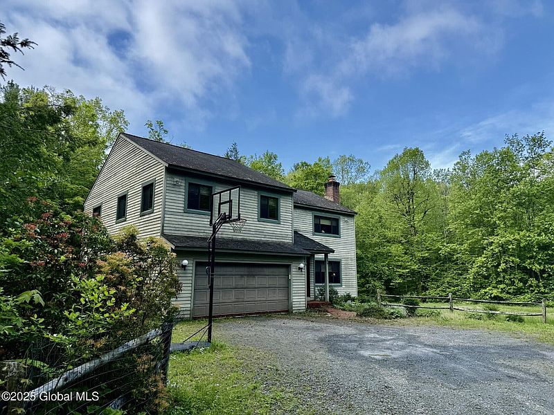2nd image of 329 Millers Corners Road