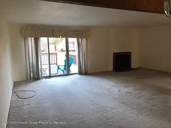 3rd image of 706 Bounty Ct Unit 6DB