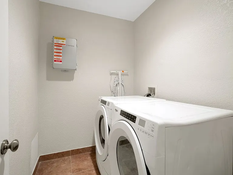 14500 Las Palmas Dr #54 — Photo 34