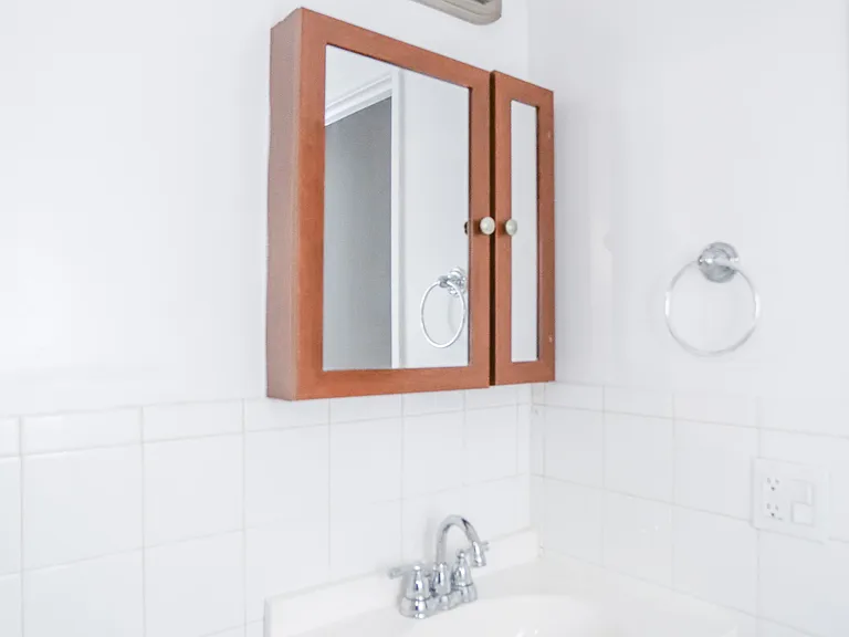 2828 N Cambridge Ave #527 — Photo 4