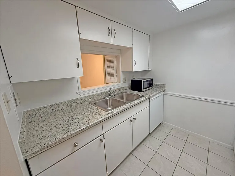 12633 Memorial Dr #3/16 — Photo 7