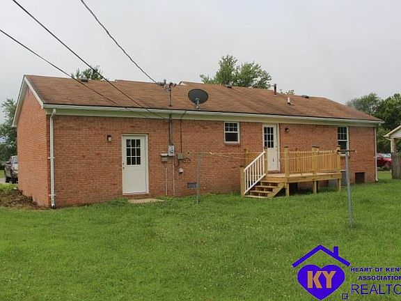4th image of 122 Willoughby St