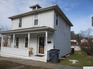 16 S Montgomery St, Athens, NY 12015